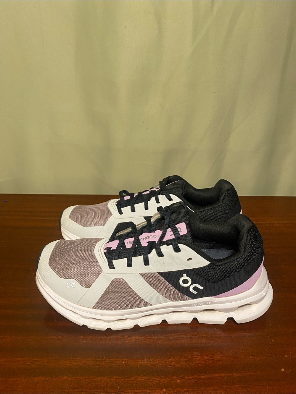 On Running Cloudrunner Shoe Heron Black Athletic Run Training Sneakers WMNS 8.5